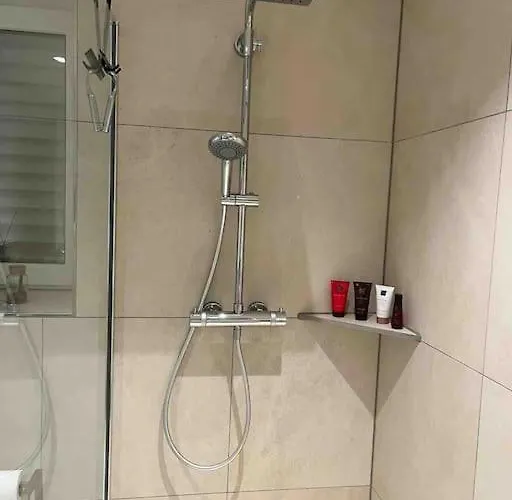 Beautiful With A Huge Private Terrace דירה